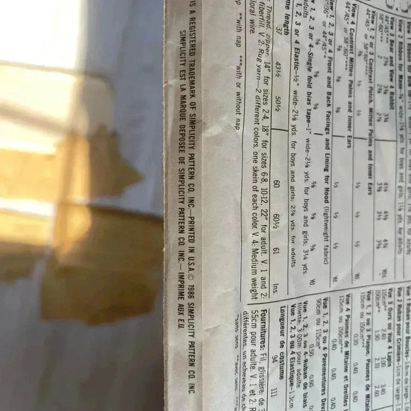 5/$25 MEN HALLOWEEN costume lion, bear size mediumDIY sewing kit simplicity 7648 - Picture 7 of 8